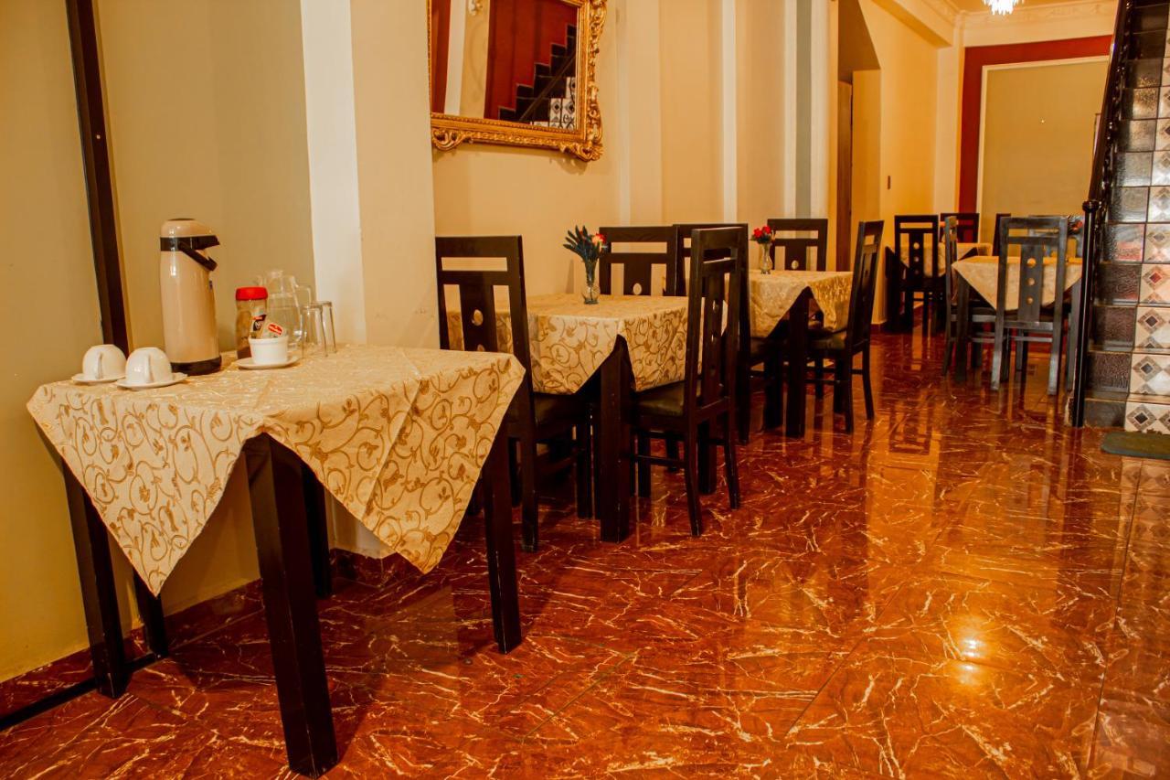 Hotel Residencial Velia & Victoria à Cochabamba Extérieur photo